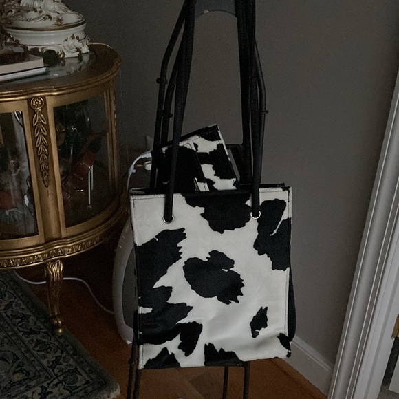 Nine West faux fur cow pattern purse/shoulder bag and wallet - Picture 4 of 10